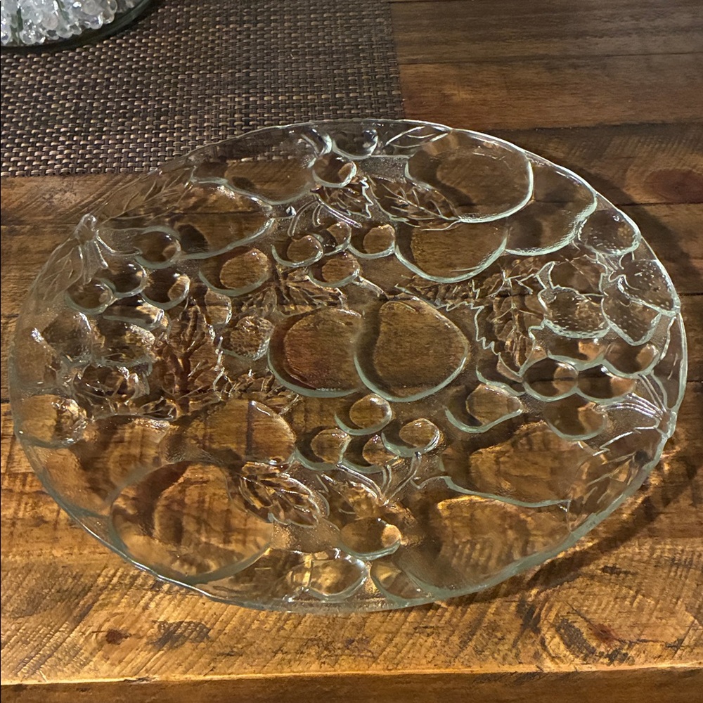 Elegant Glass Fruit Design Plate